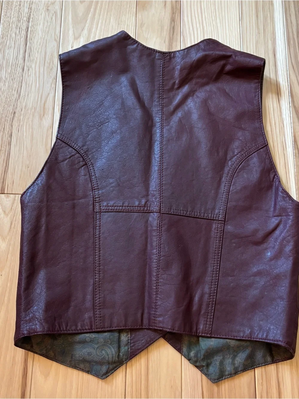 Vintage leather snap